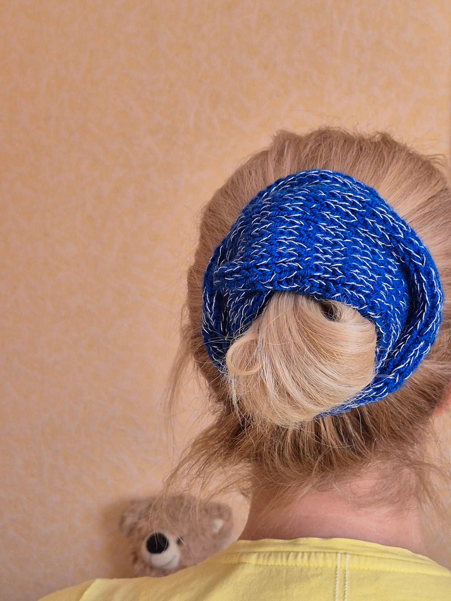 Chunky Wool & Lurex Scrunchie – Voluminous Knit Hair Accessory